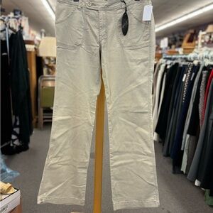Supplies Ladies 14 tan jeans new